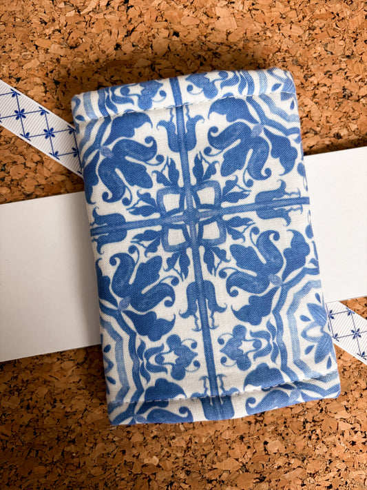 Azulejo Skinny Can Coozie