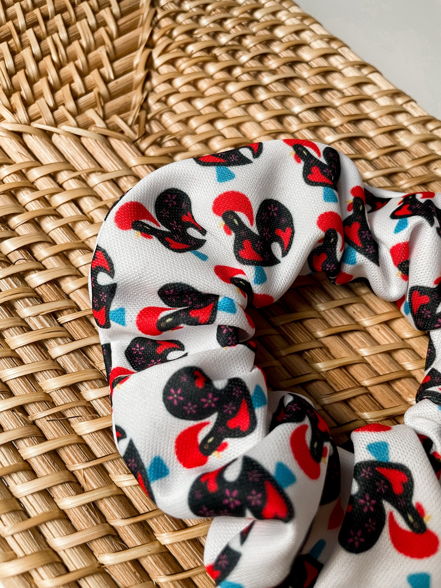 Portuguese Galo (Rooster) Scrunchie